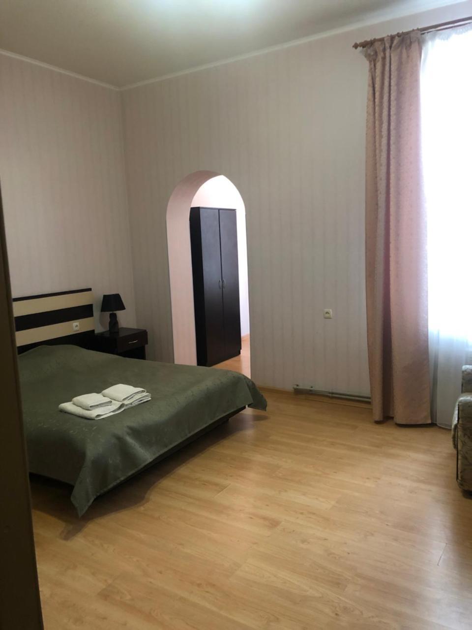 Elegia Hotel Charkiv Esterno foto